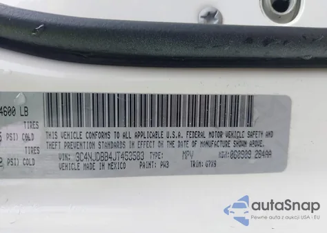 2018 Jeep Compass Latitude 4X4 z USA, uszkodzony, nr VIN 3C4NJDBB4JT453583